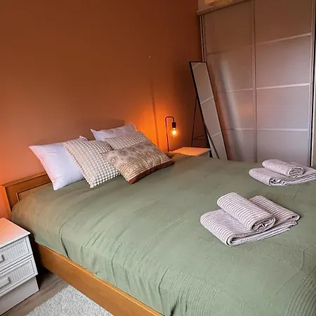 Cozy One-bedroom With Sauna And Forest View